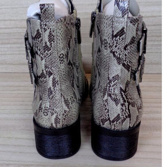 Kenneth Cole Reaction Salt Biker Jewel Chelsea Ankle Boots Side Zip Women Size 5 - Picture 5 of 7